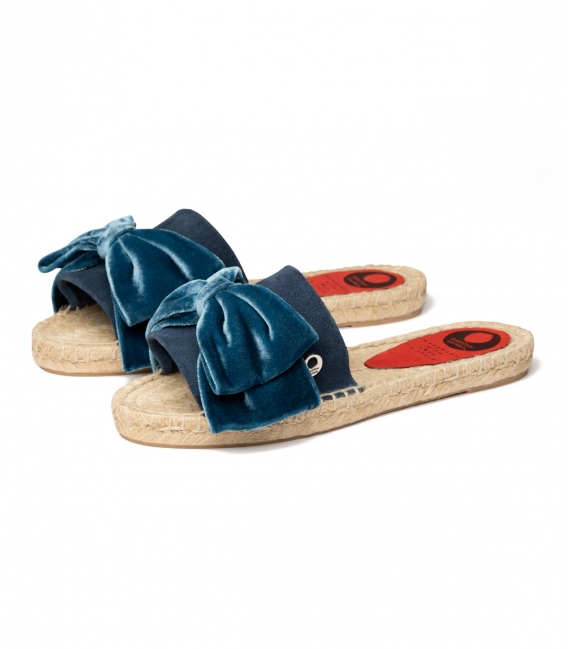 Espadrille espadrilles type shovel with sole of platform double of esparto for woman in red color with red pompom of adornment